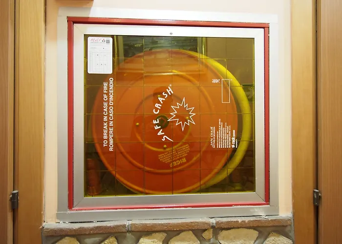 Alessandro Palace & Bar